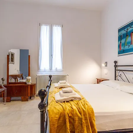 Familybo Shangri-la Lägenhet Bologna