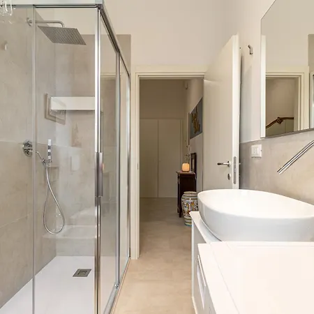 Familybo Shangri-la Lägenhet Bologna