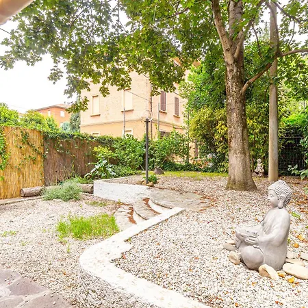 Lägenhet Familybo Shangri-la Bologna